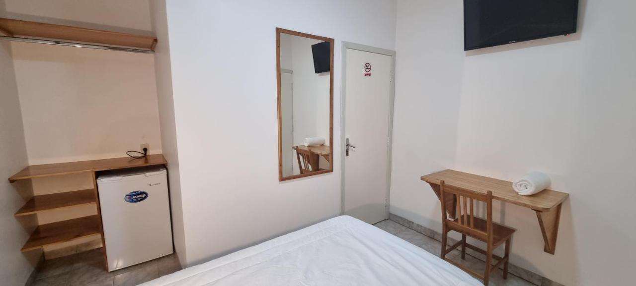 Hotel Golondrina Filadelfia エクステリア 写真